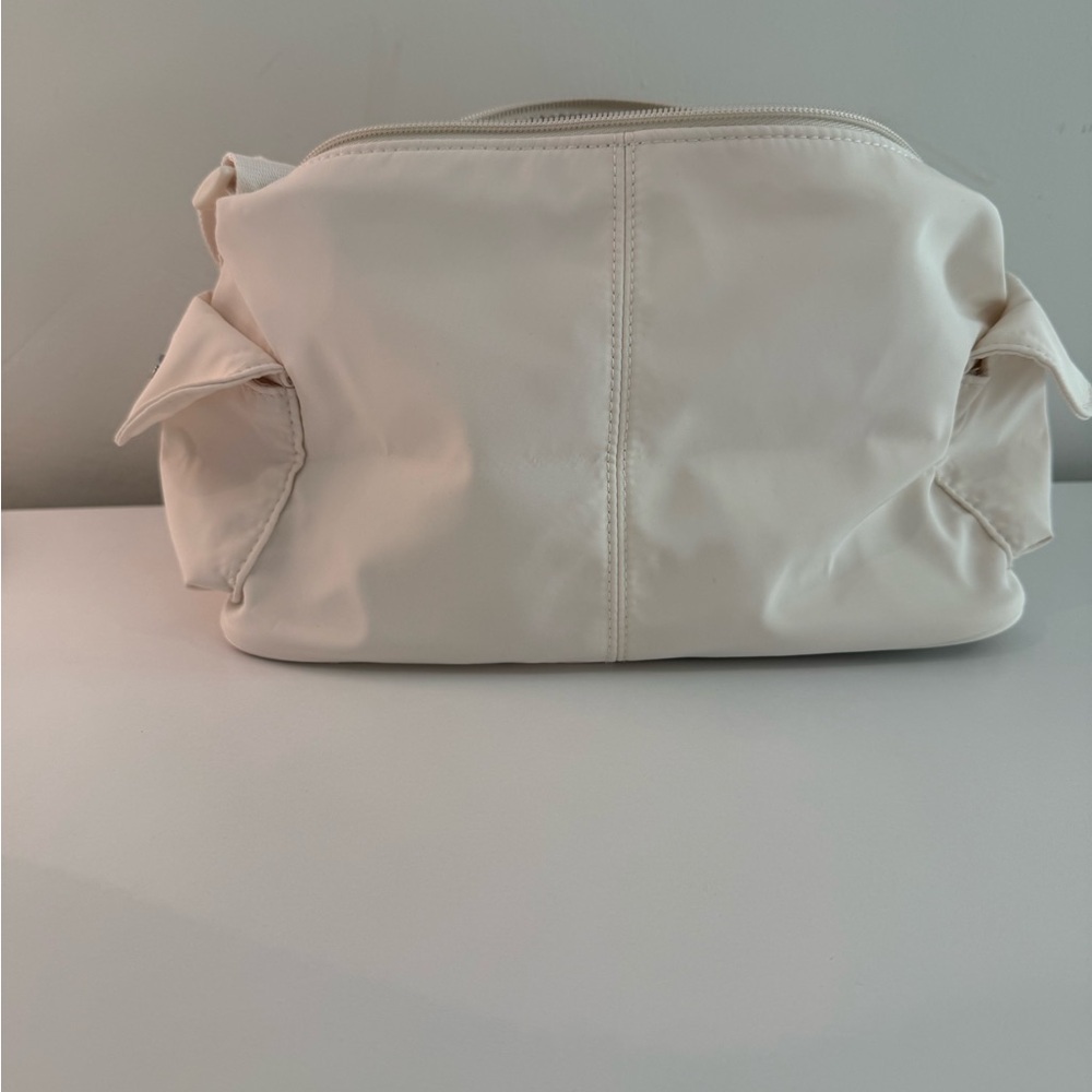 Victoria's Secret Cream Shoulder Bag - Picture 3 of 5